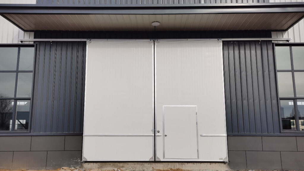 Aluminum frame workshop door